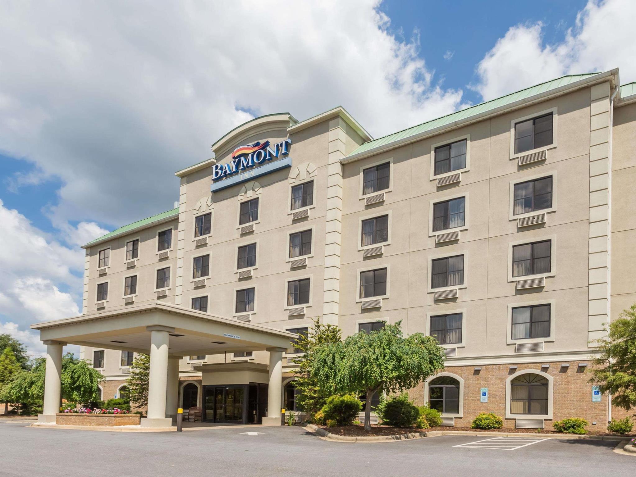 Baymont By Wyndham Asheville/Biltmore Bagian luar foto