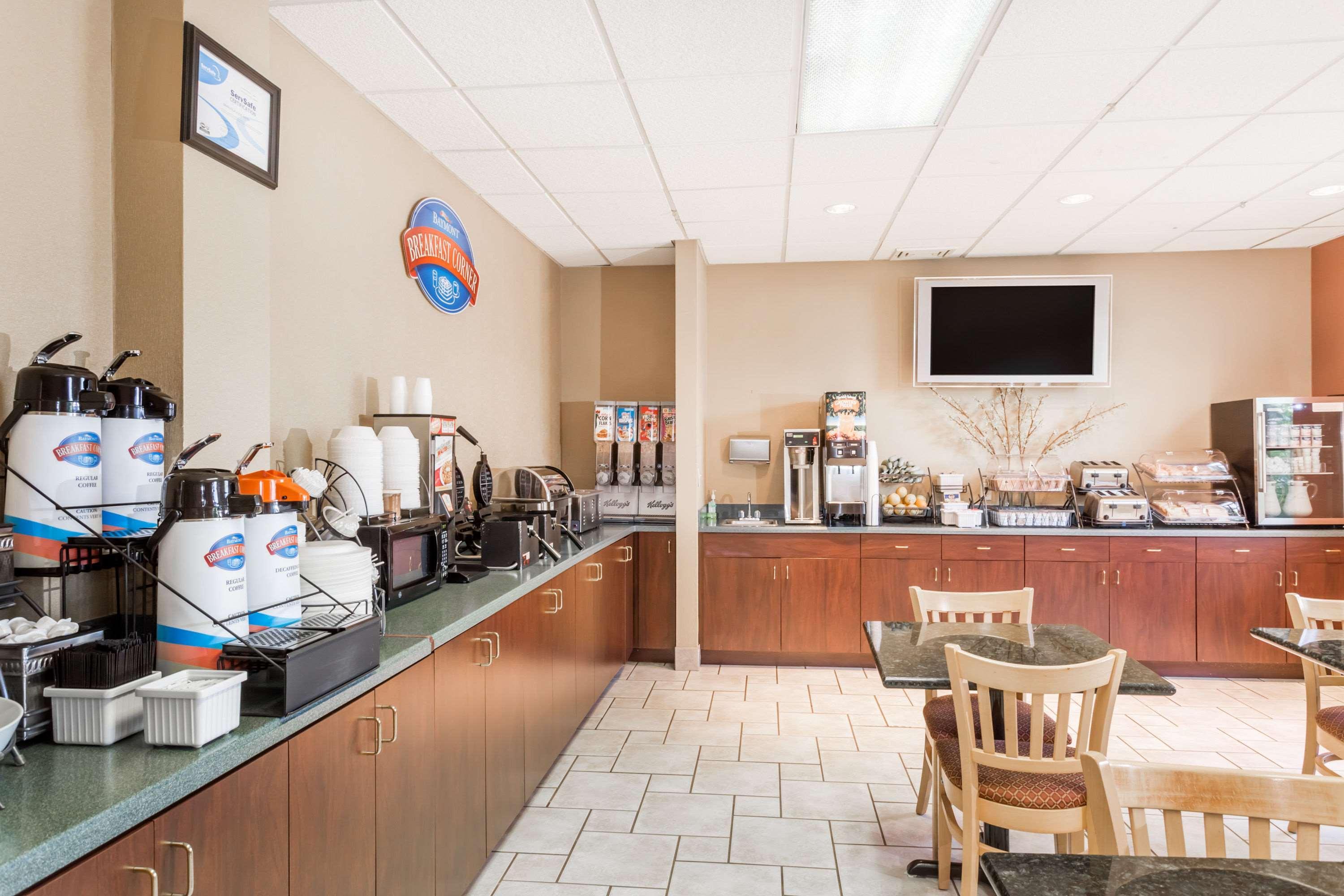 Baymont By Wyndham Asheville/Biltmore Bagian luar foto